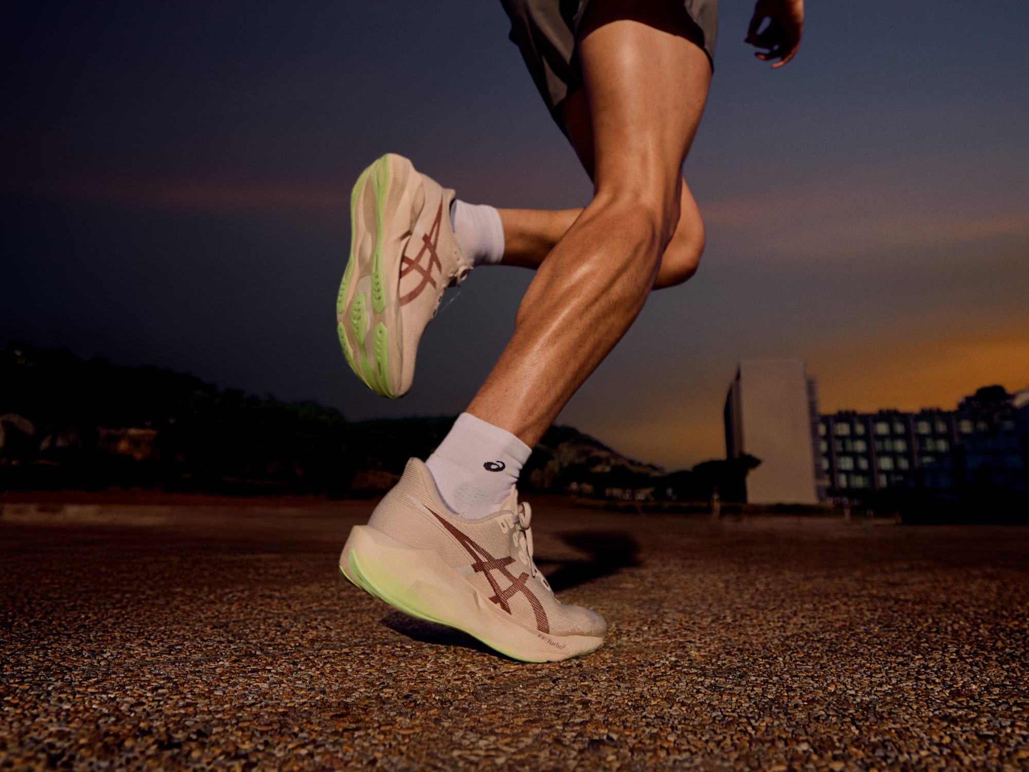 Détail de la tige Asics Novablast 6